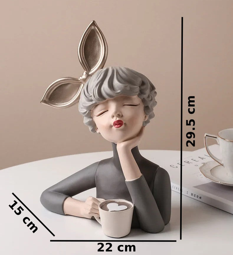 DADINE4U™ HANDMADE GIRL STATUE DECORATION